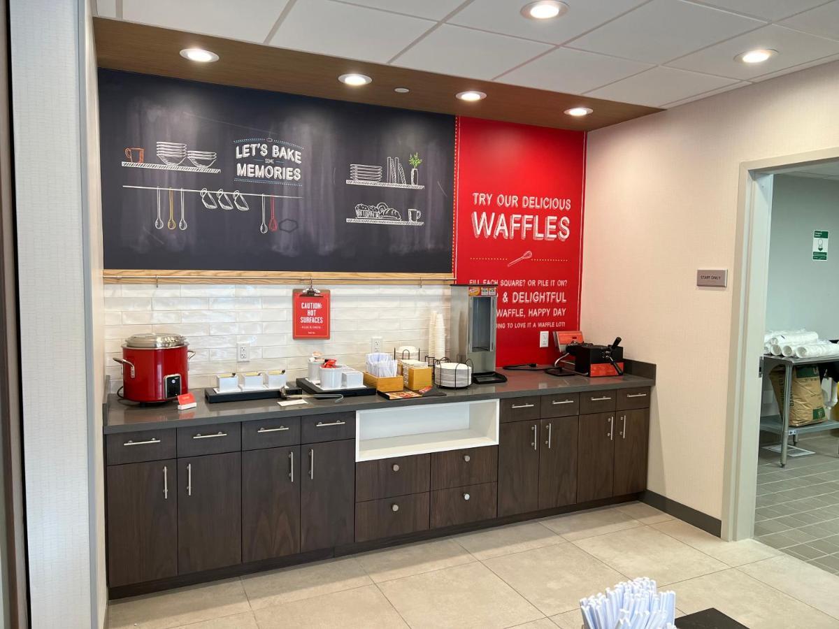 Hampton Inn Lincoln White Mountains Экстерьер фото