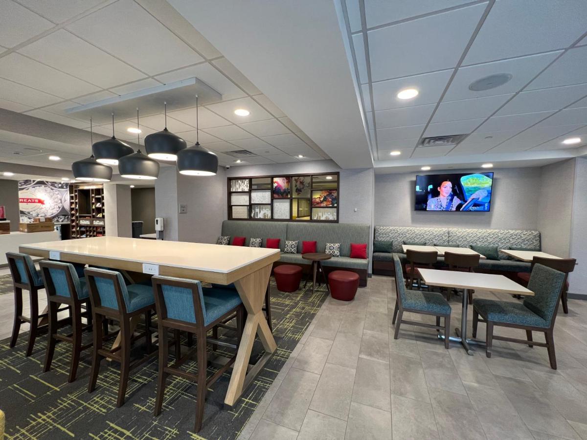 Hampton Inn Lincoln White Mountains Экстерьер фото