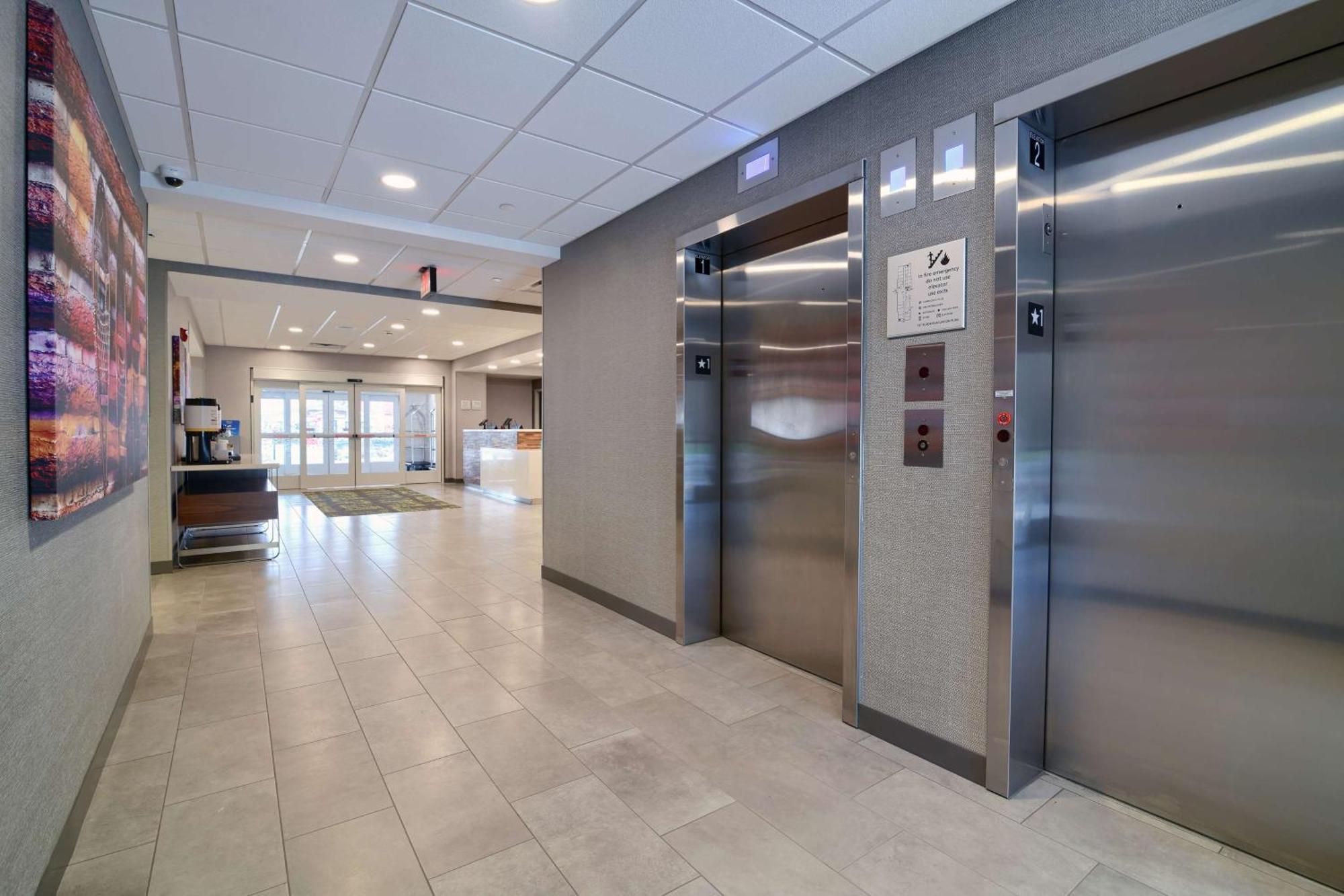 Hampton Inn Lincoln White Mountains Экстерьер фото